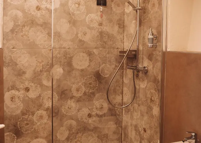 בית חווה Les De Pierrot קונייה